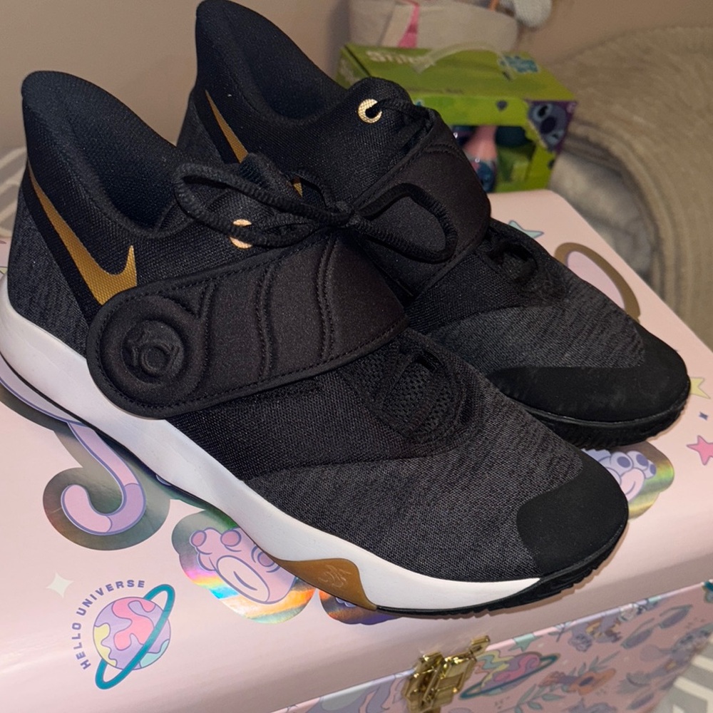 Nike Kevin Durant Black and Gold Athletic Shoes
